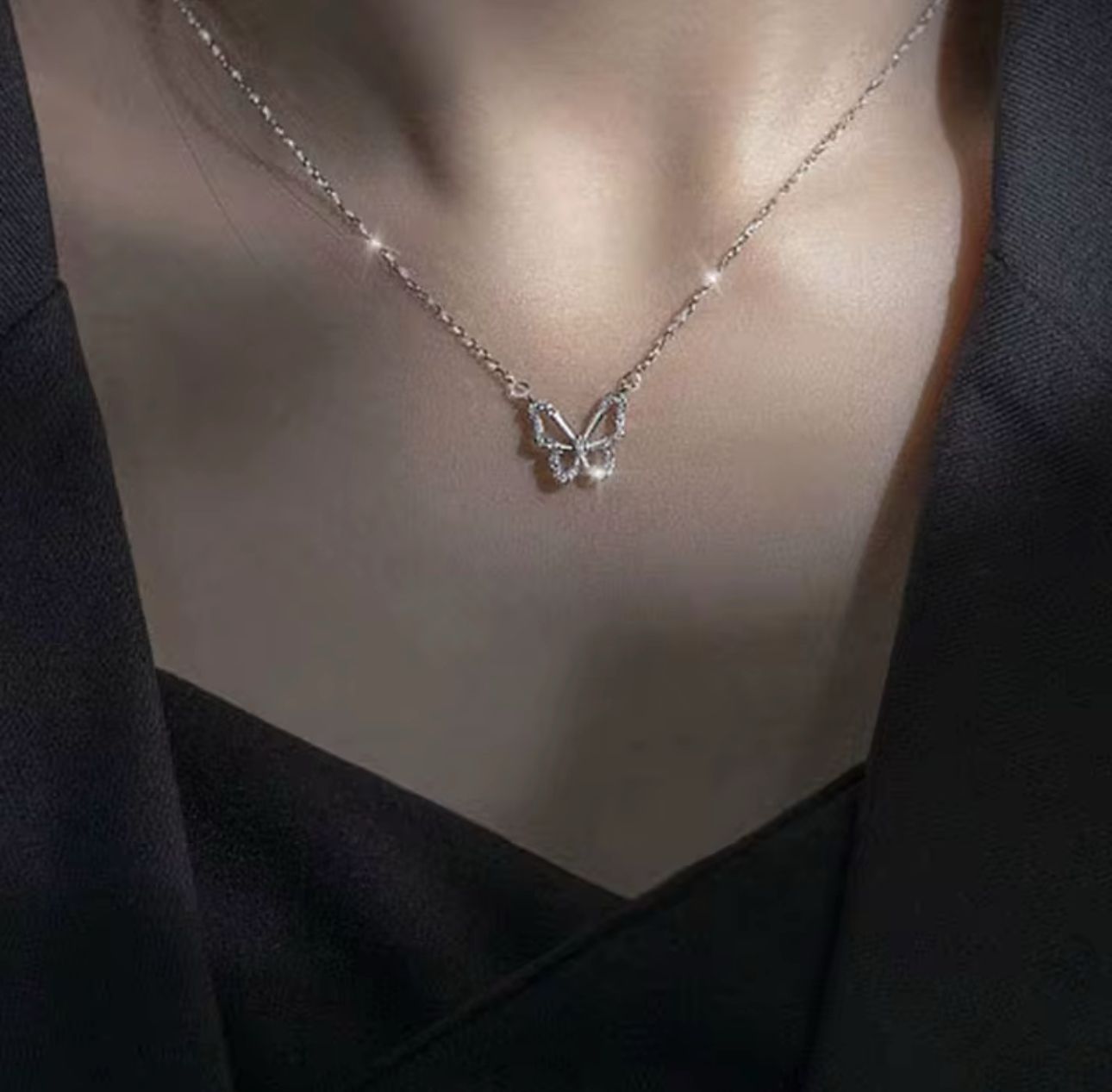 Elegant Zircon Butterfly Pendant Choker Necklace