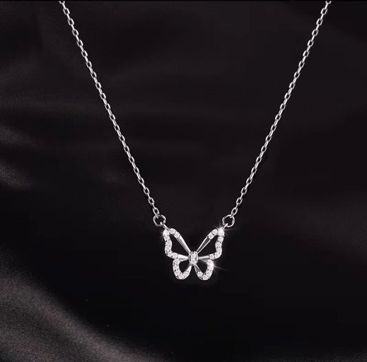 Elegant Zircon Butterfly Pendant Choker Necklace